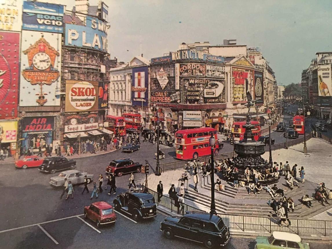 Piccadily Circus
